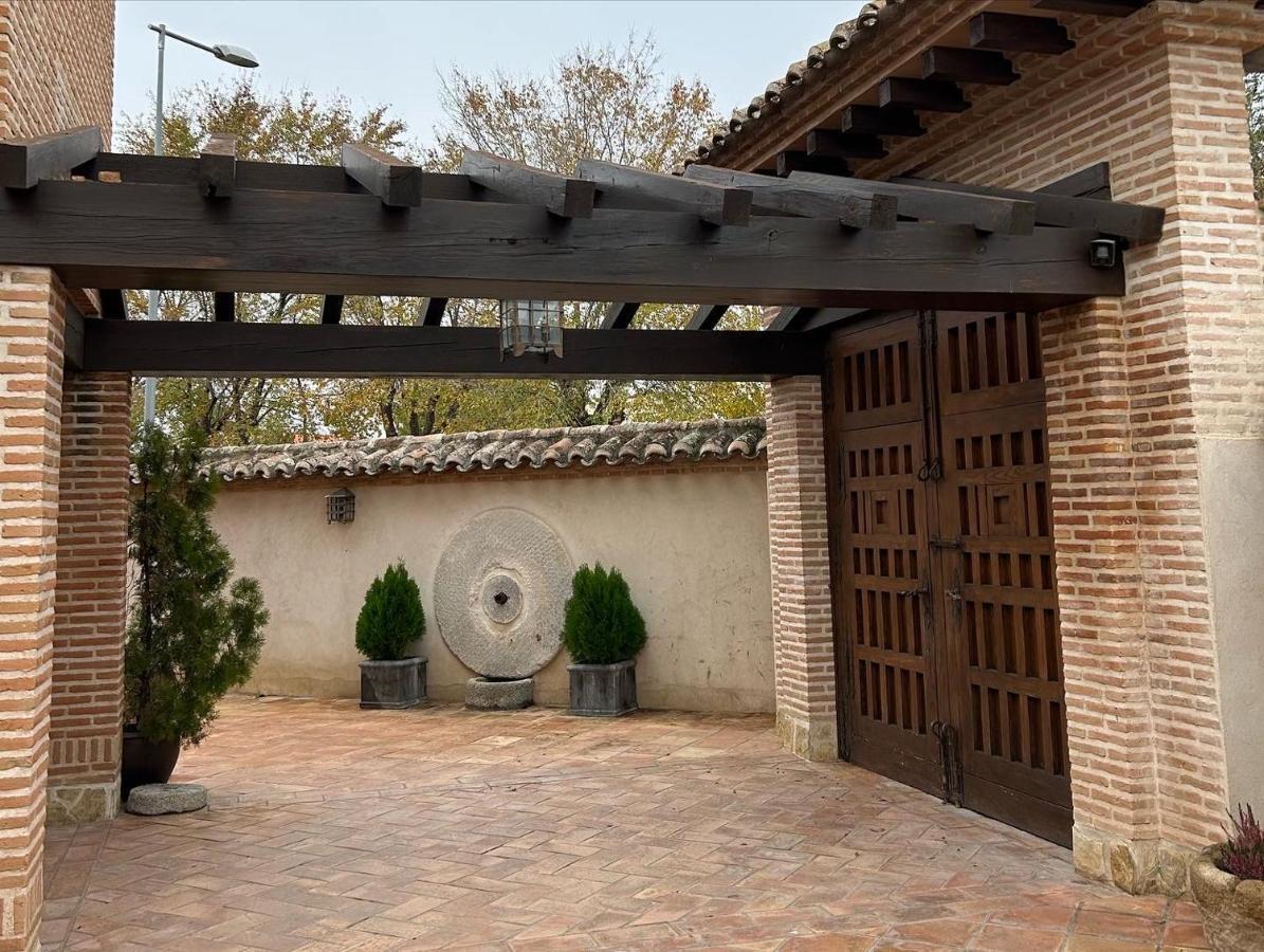 La Flor Del Granado Villa Torrijos Exterior foto