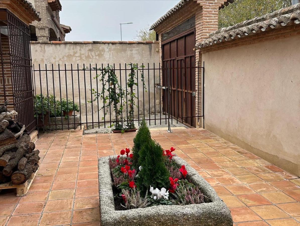 La Flor Del Granado Villa Torrijos Exterior foto